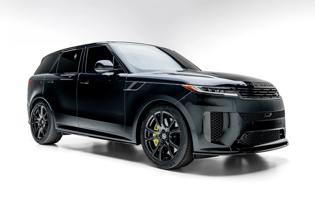 2025 Land Rover Range Rover Sport SV L461 - Image 4 of 31