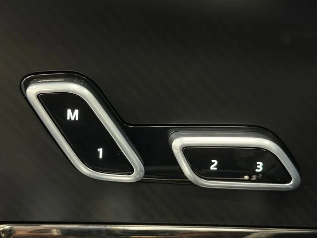 2025 Land Rover Range Rover Sport SV L461 - Image 22 of 31