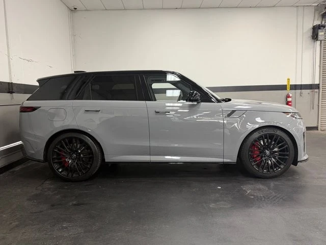 2025 Land Rover Range Rover Sport SV L461 - Image 5 of 31