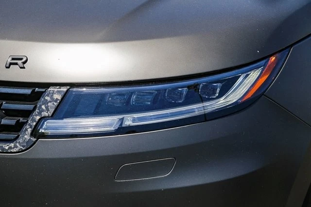 2025 Land Rover Range Rover Sport SV L461 - Image 7 of 31