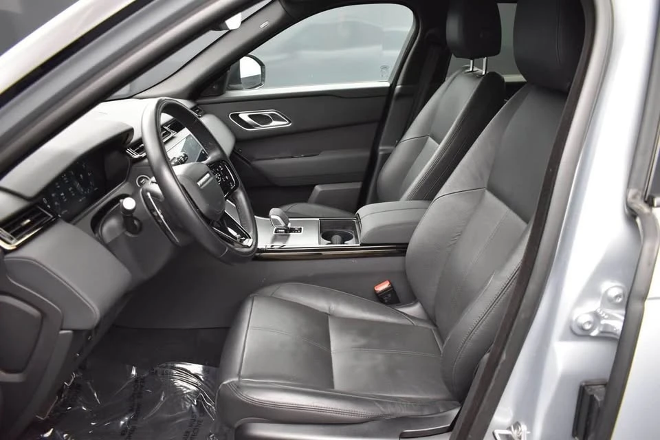 2025 Land Rover Range Rover Velar - Image 7 of 8