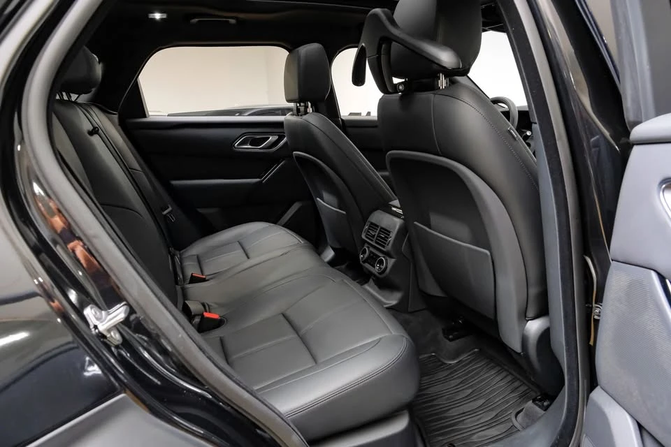 2025 Land Rover Range Rover Velar - Image 2 of 20