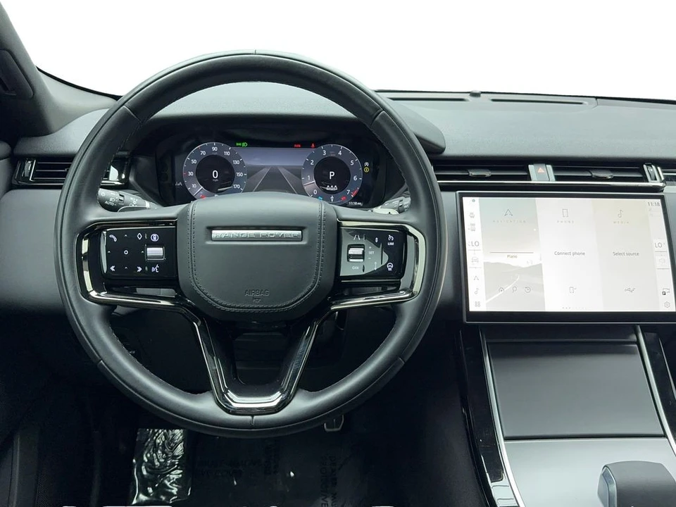 2025 Land Rover Range Rover Velar - Image 17 of 21