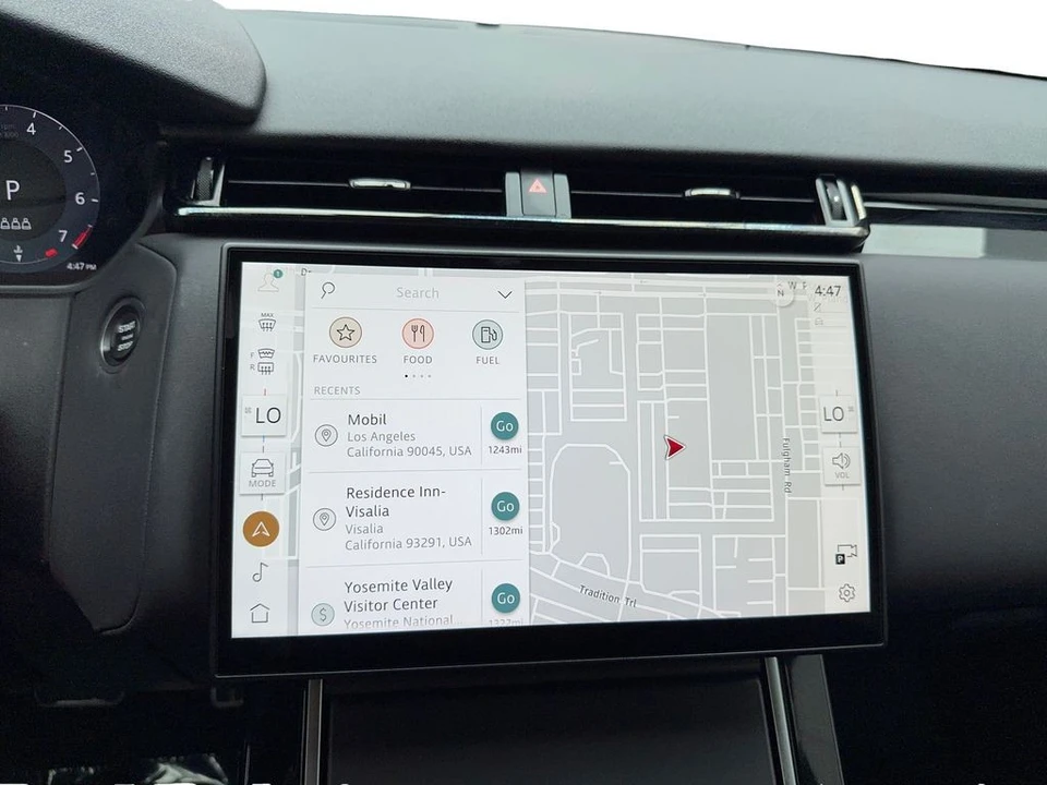 2025 Land Rover Range Rover Velar - Image 20 of 21