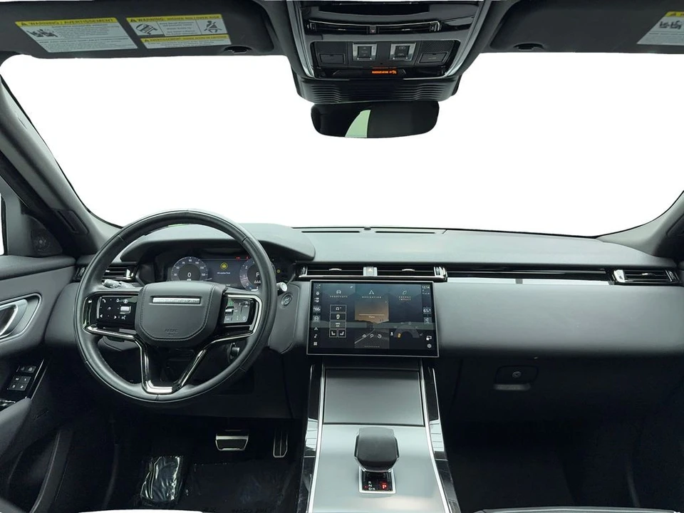2025 Land Rover Range Rover Velar - Image 17 of 21