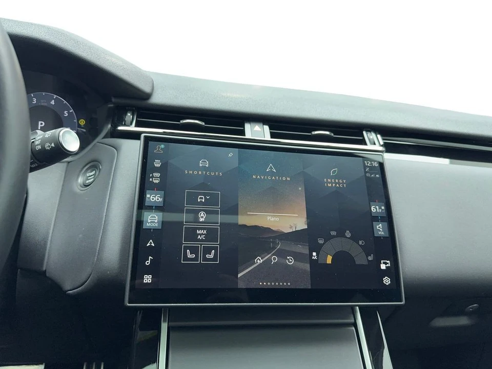 2025 Land Rover Range Rover Velar - Image 21 of 21