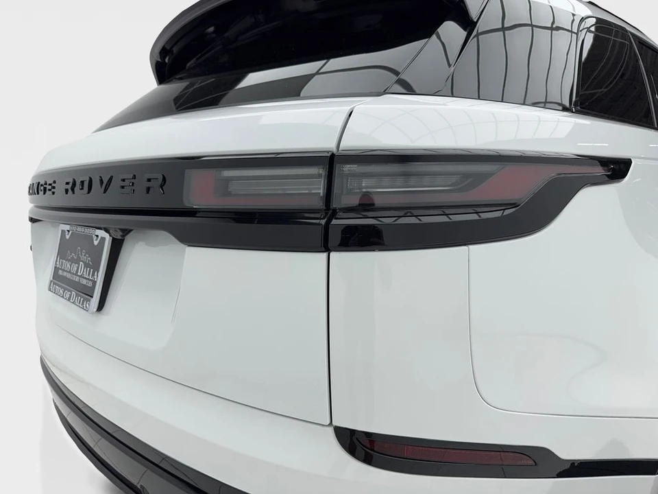 2025 Land Rover Range Rover Velar - Image 10 of 12
