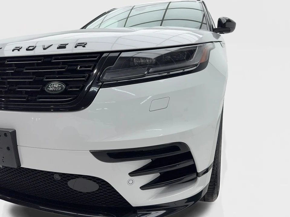 2025 Land Rover Range Rover Velar - Image 5 of 12
