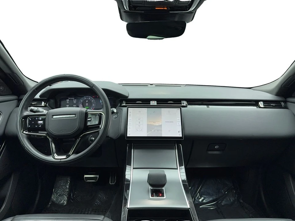 2025 Land Rover Range Rover Velar - Image 18 of 21