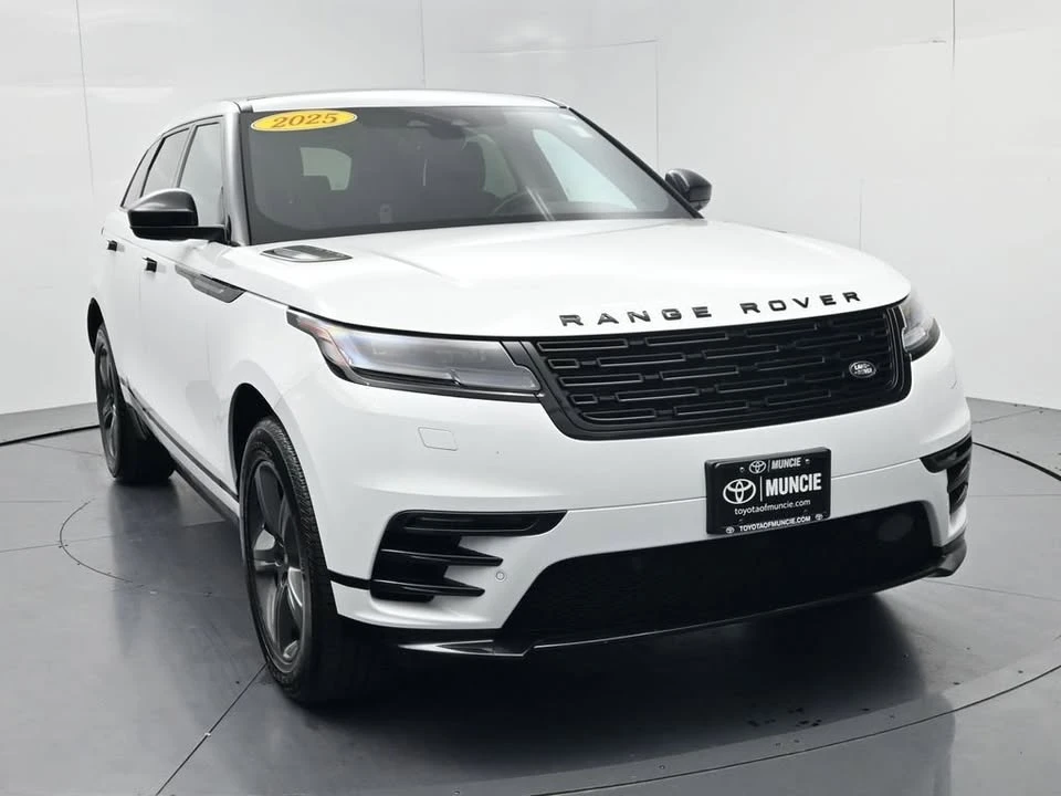 2025 Land Rover Range Rover Velar - Image 2 of 20