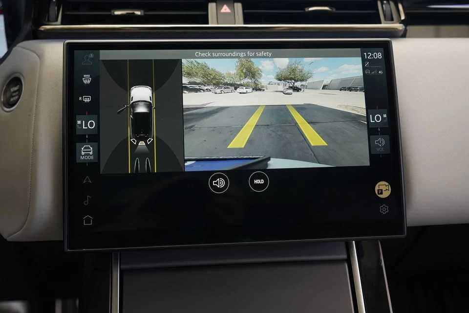 2025 Land Rover Range Rover Velar - Image 11 of 20