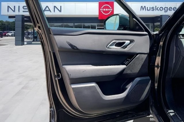 2025 Land Rover Range Rover Velar - Image 20 of 20