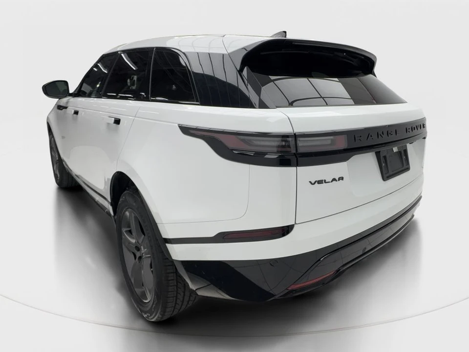 2025 Land Rover Range Rover Velar - Image 10 of 21