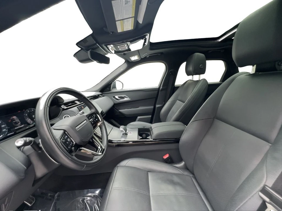 2025 Land Rover Range Rover Velar - Image 20 of 21
