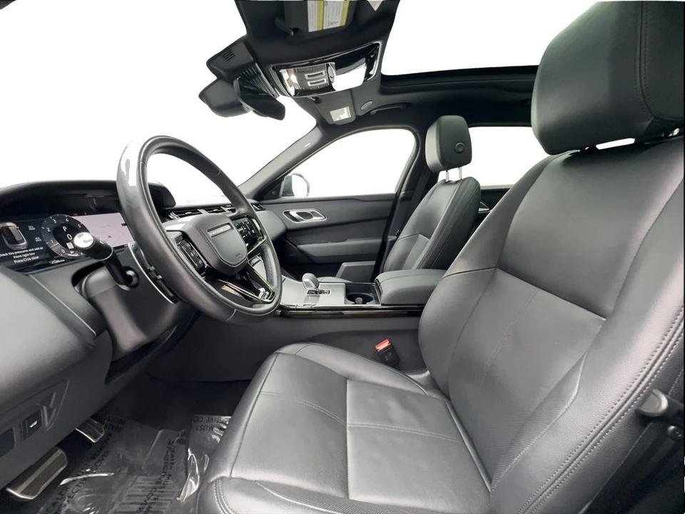 2025 Land Rover Range Rover Velar - Image 20 of 21