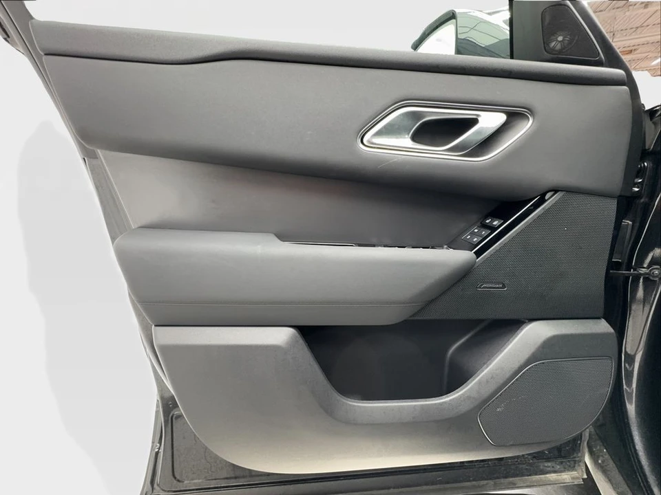 2025 Land Rover Range Rover Velar - Image 21 of 21