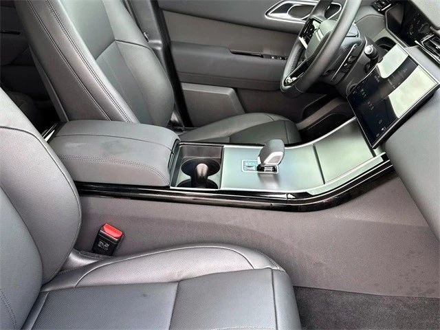 2025 Land Rover Range Rover Velar - Image 8 of 21