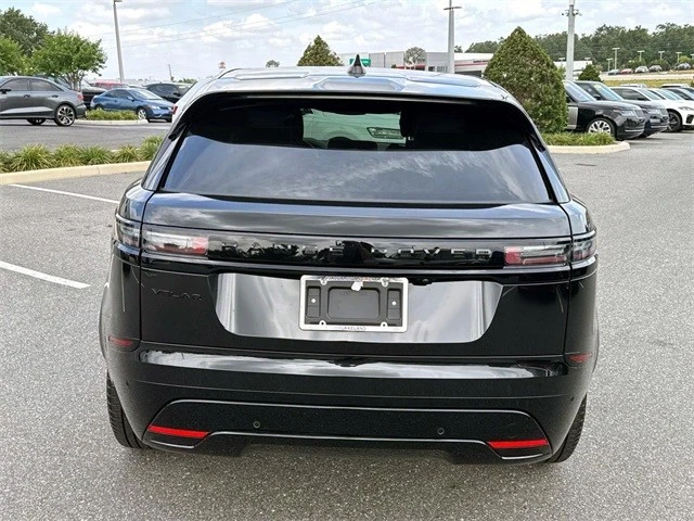 2025 Land Rover Range Rover Velar - Image 5 of 21