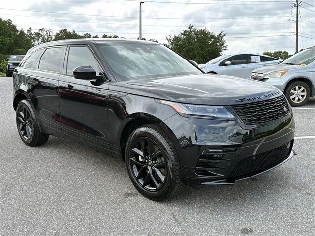 2025 Land Rover Range Rover Velar - Image 9 of 21
