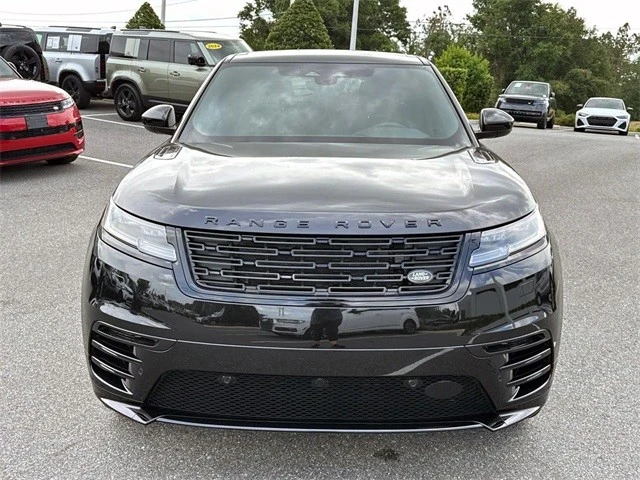 2025 Land Rover Range Rover Velar - Image 10 of 21