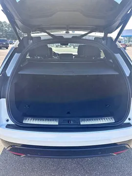 2025 Land Rover Range Rover Velar Dynamic SE