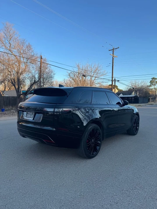 2025 Land Rover Range Rover Velar - Image 3 of 8