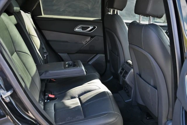 2025 Land Rover Range Rover Velar - Image 15 of 18