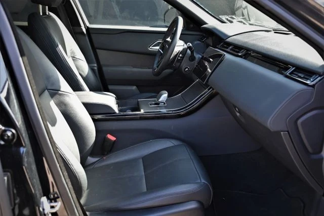 2025 Land Rover Range Rover Velar - Image 14 of 18