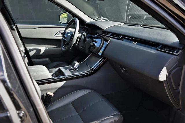 2025 Land Rover Range Rover Velar - Image 13 of 18
