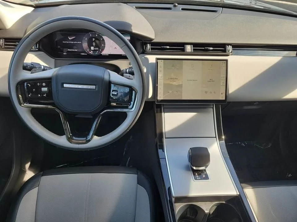 2025 Land Rover Range Rover Velar - Image 3 of 12