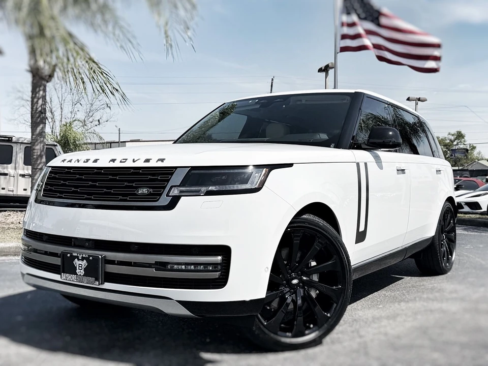 2025 Land Rover Range Rover L460 - Image 2 of 12