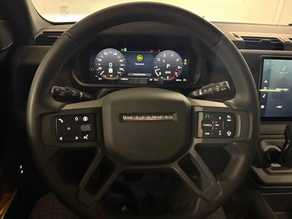 2025 Land Rover Defender L663 - Image 16 of 20