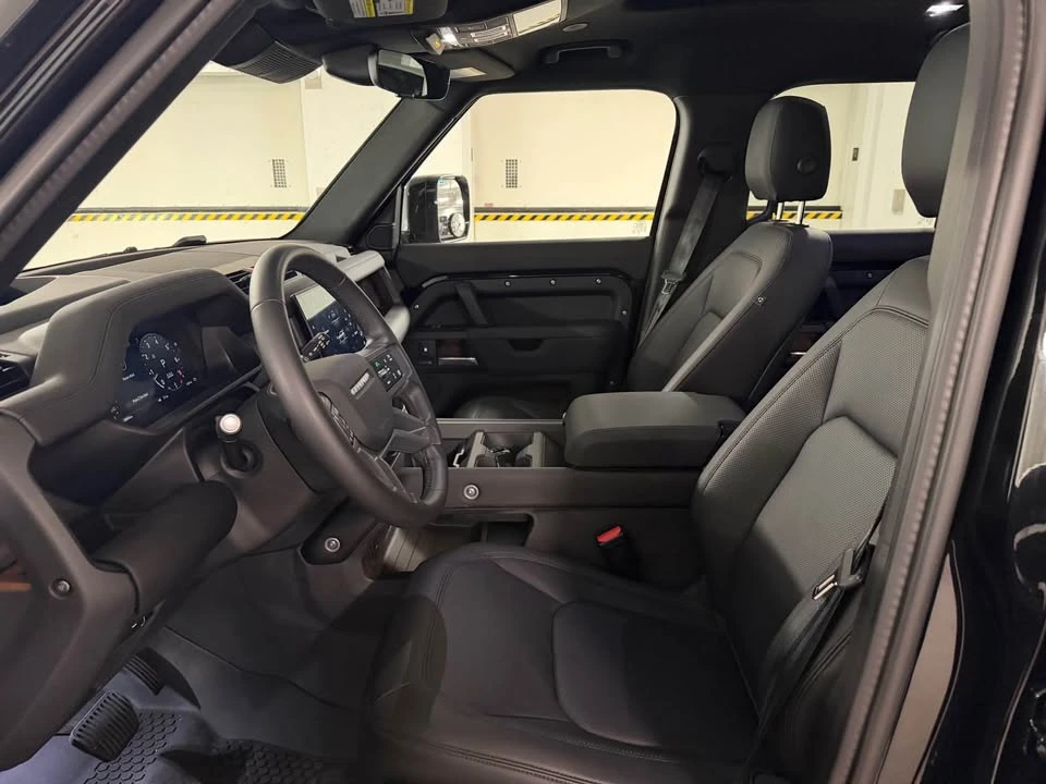 2025 Land Rover Defender L663 - Image 14 of 20