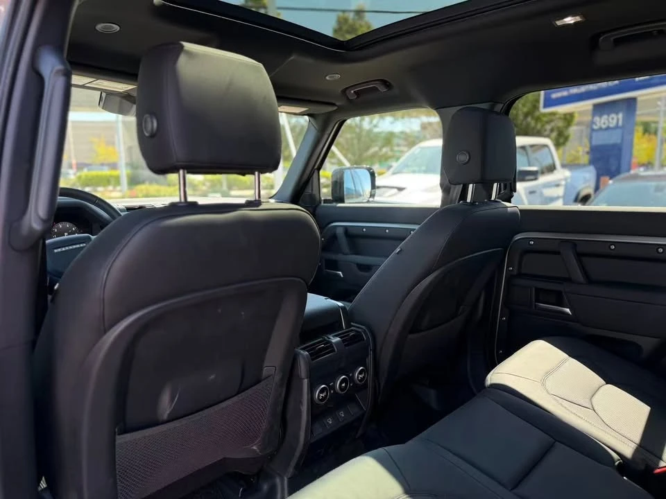 2025 Land Rover Defender L663 - Image 6 of 15