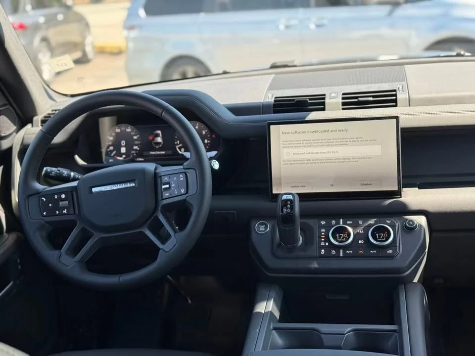 2025 Land Rover Defender L663 - Image 10 of 15