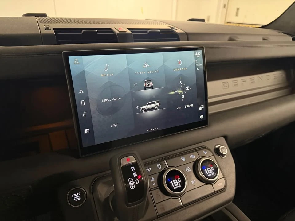 2025 Land Rover Defender L663 - Image 18 of 20