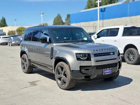 2025 Land Rover Defender 110 P400 X-Dynamic SE