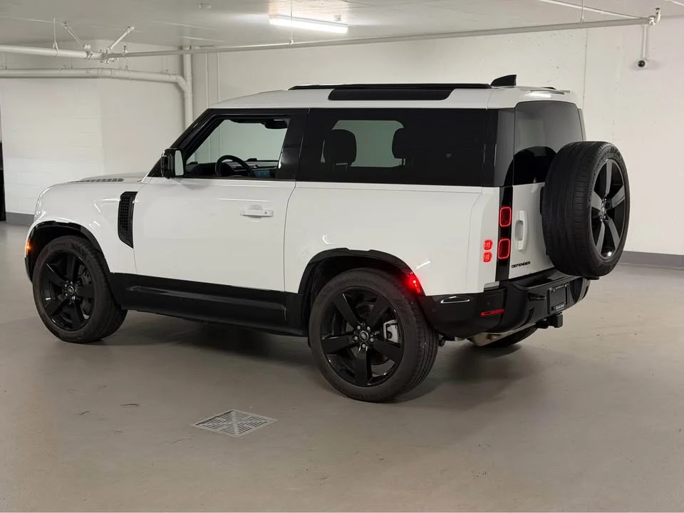 2025 Land Rover Defender L663 - Image 3 of 16