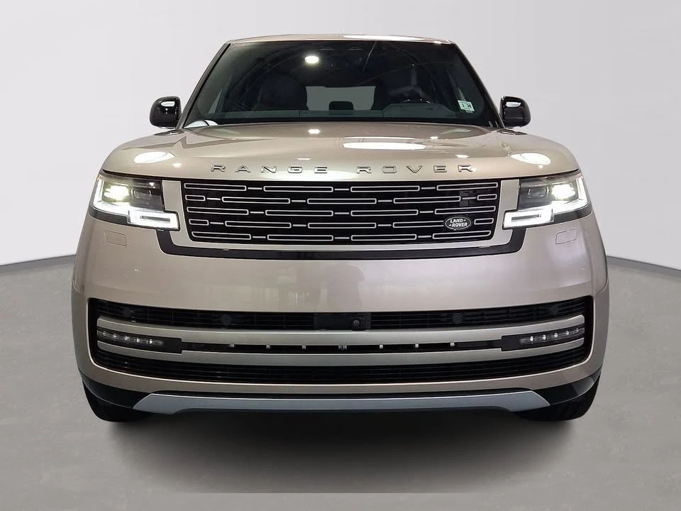 2025 Land Rover Range Rover L460 - Image 2 of 15