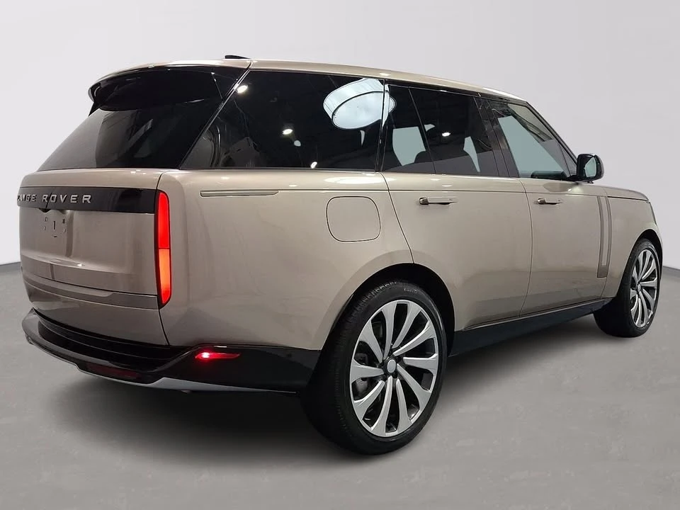 2025 Land Rover Range Rover L460 - Image 5 of 15