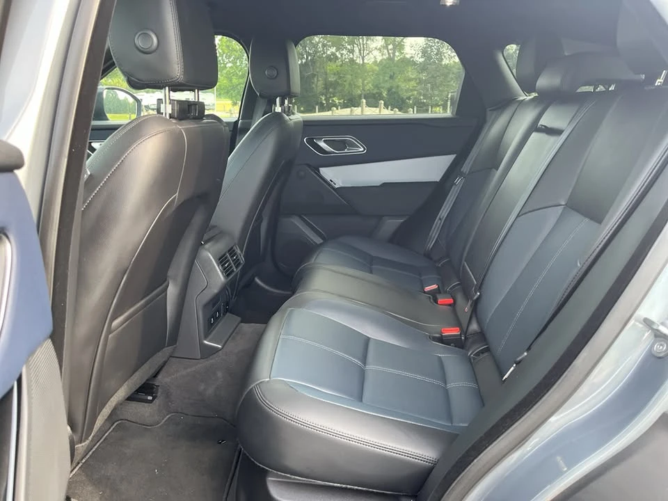 2025 Land Rover Range Rover Velar - Image 16 of 20