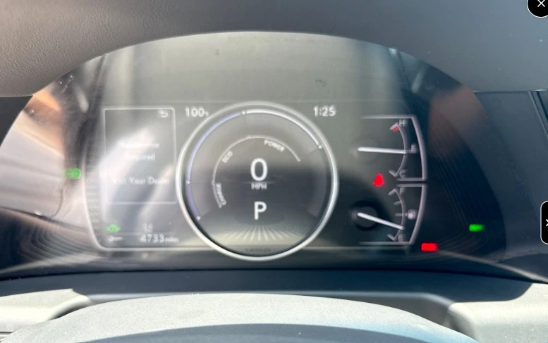 2025 Lexus ES 7th Gen - Image 2 of 8