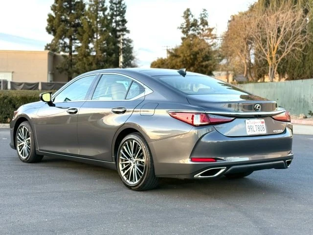 2025 Lexus ES 7th Gen - Image 7 of 21