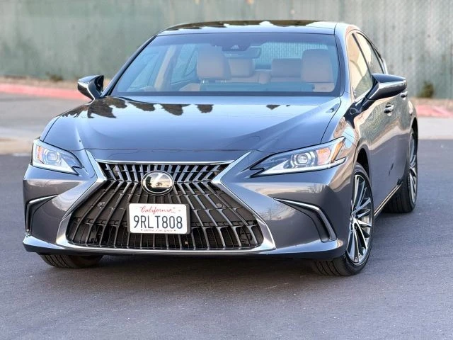 2025 Lexus ES 7th Gen - Image 2 of 21