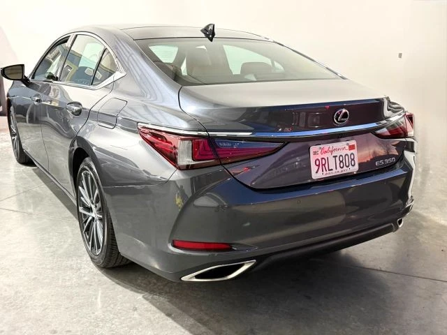 2025 Lexus ES 7th Gen - Image 13 of 21