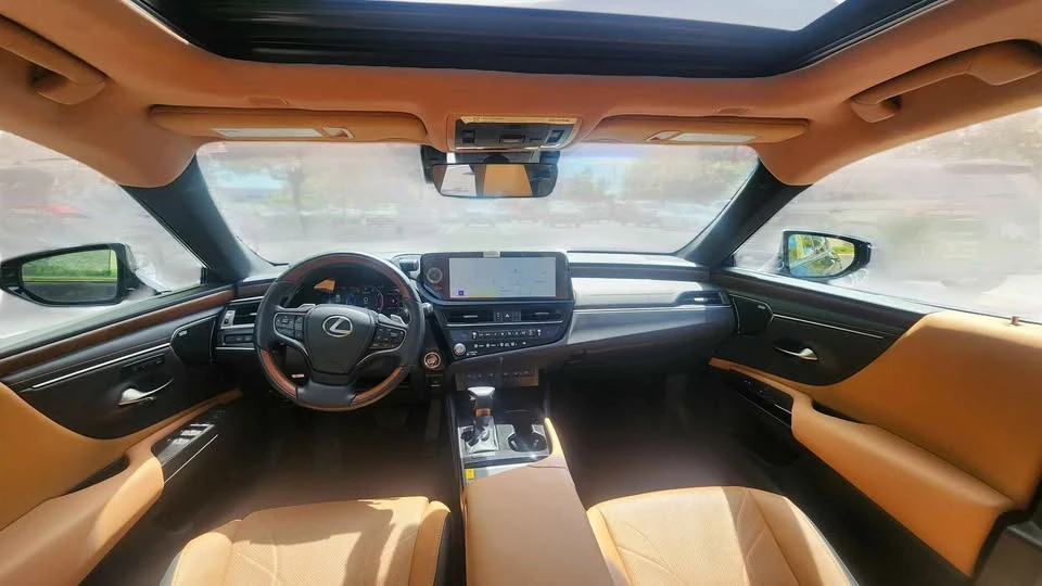 2025 Lexus ES 7th Gen - Image 8 of 8