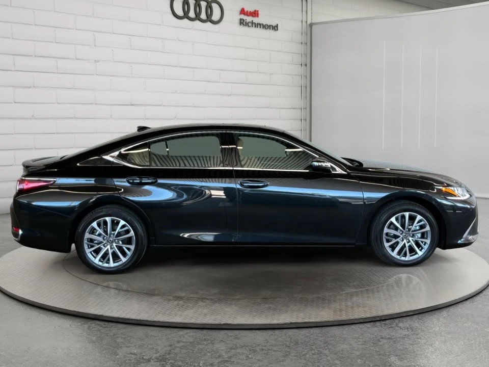 2025 Lexus ES 7th Gen - Image 4 of 20