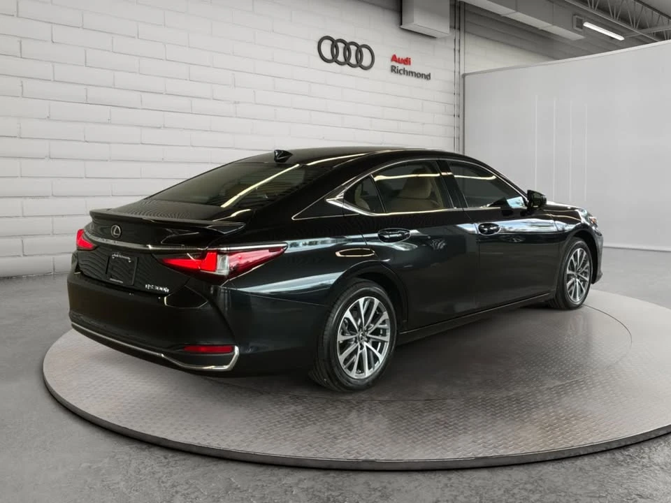 2025 Lexus ES 7th Gen - Image 5 of 20