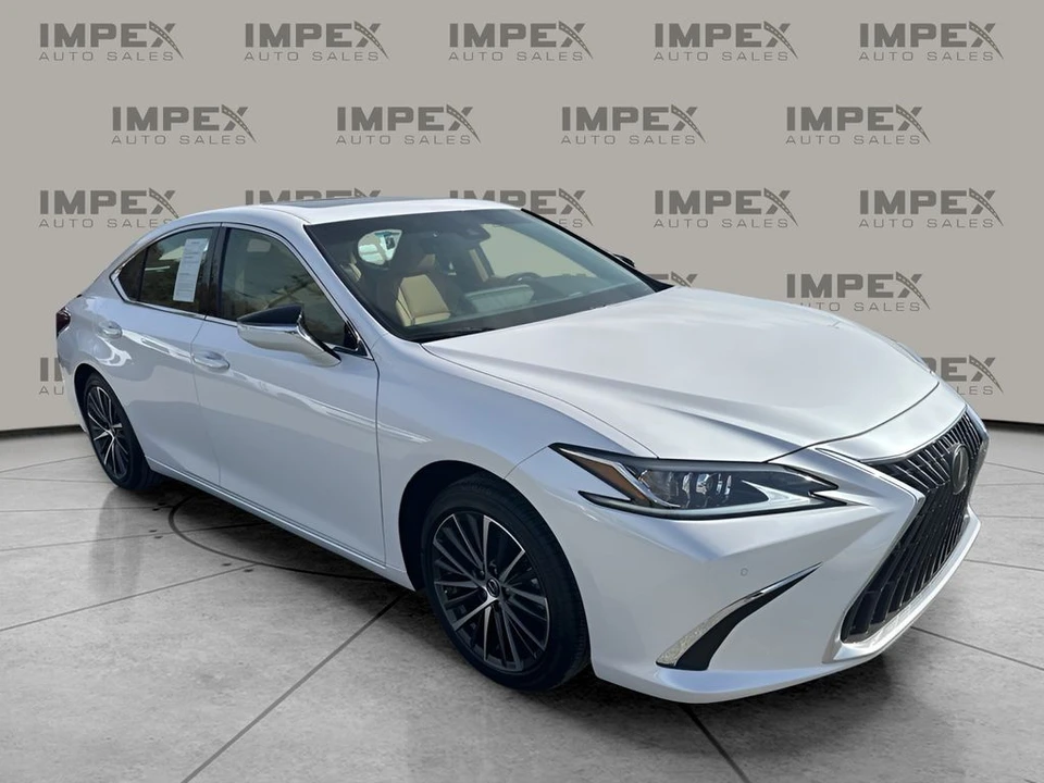 2025 Lexus ES 7th Gen - Image 7 of 12