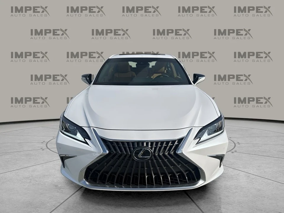 2025 Lexus ES 7th Gen - Image 8 of 12